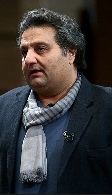 داریوش یاری