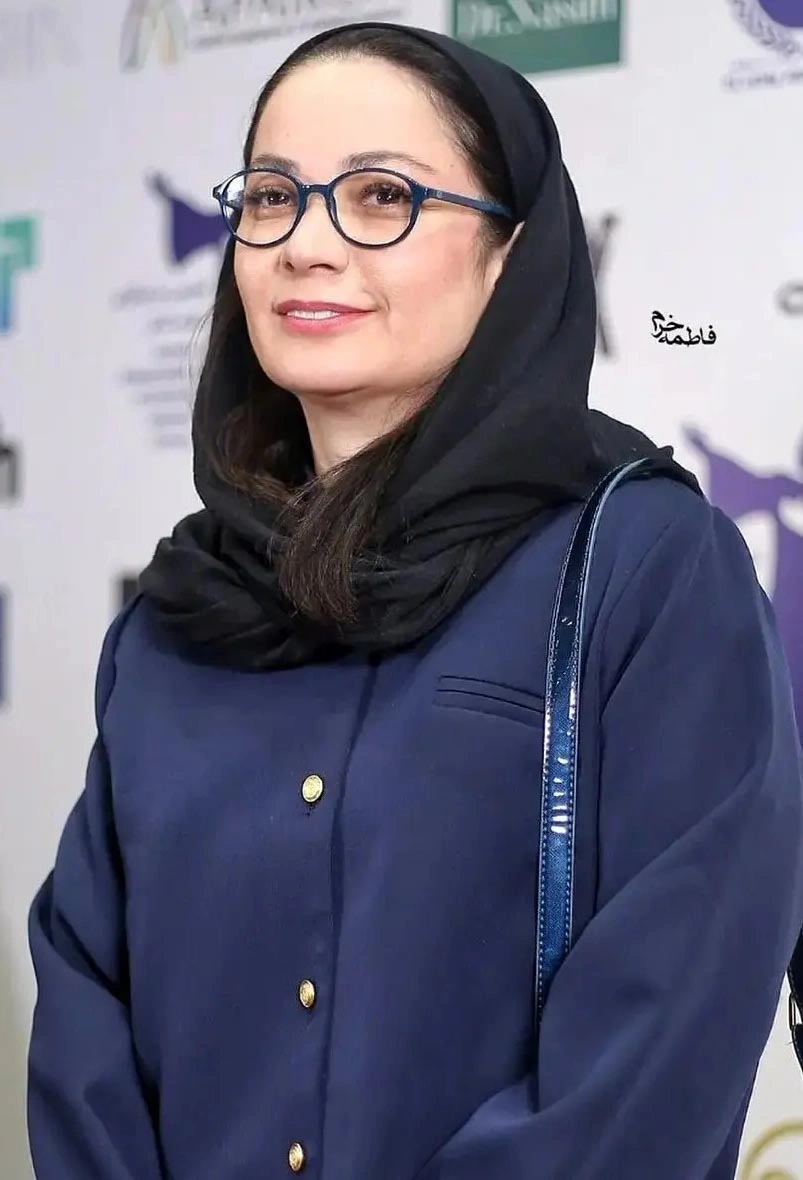 نسرین نصرتی