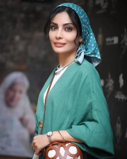 صحرا اسداللهی