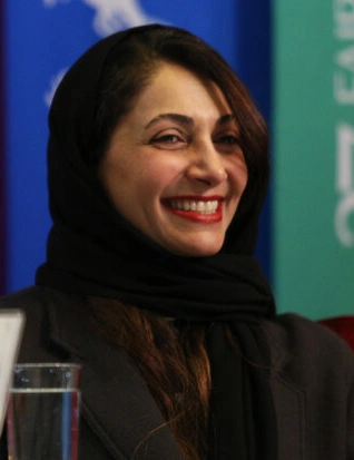 نیلوفر خوش‌خلق