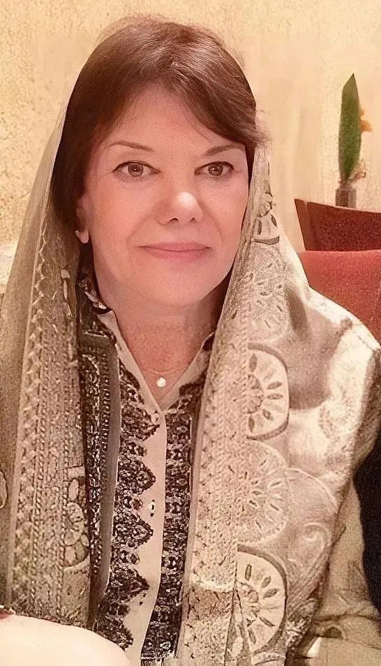 فخری خوروش
