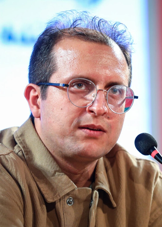 محسن بهاری