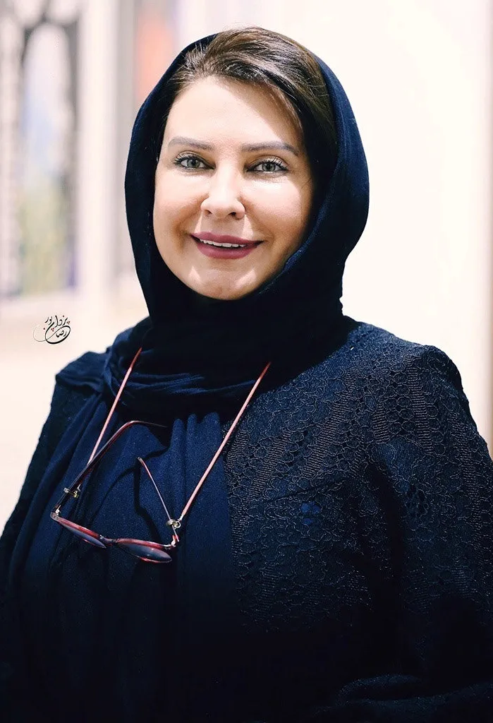 لعیا زنگنه