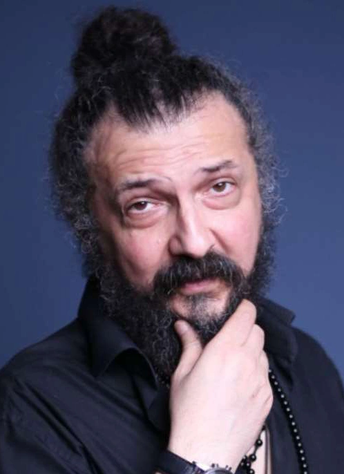 مهرداد نصرتی