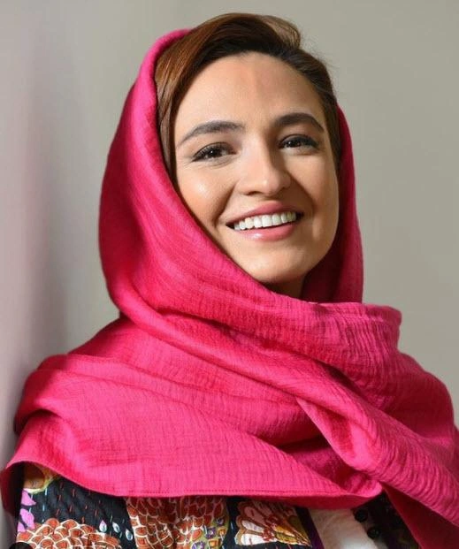 گلاره عباسی